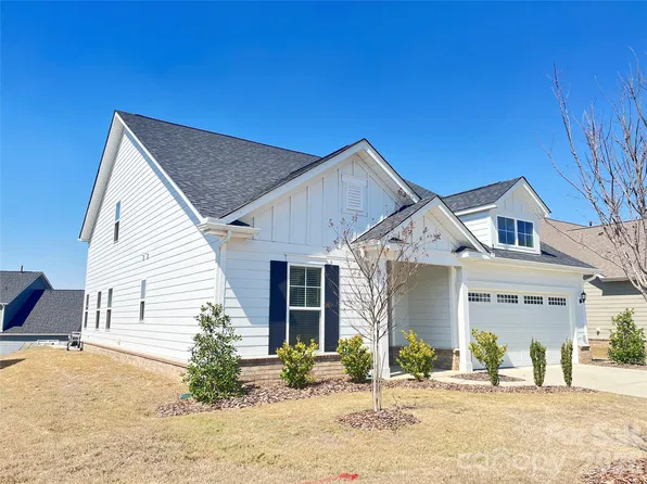 1111 Kalli Dr, Matthews, NC 28104