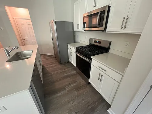 152 Starlight St Photo 1