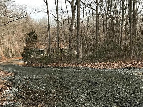 2nd image of 39 Crestwood Dr