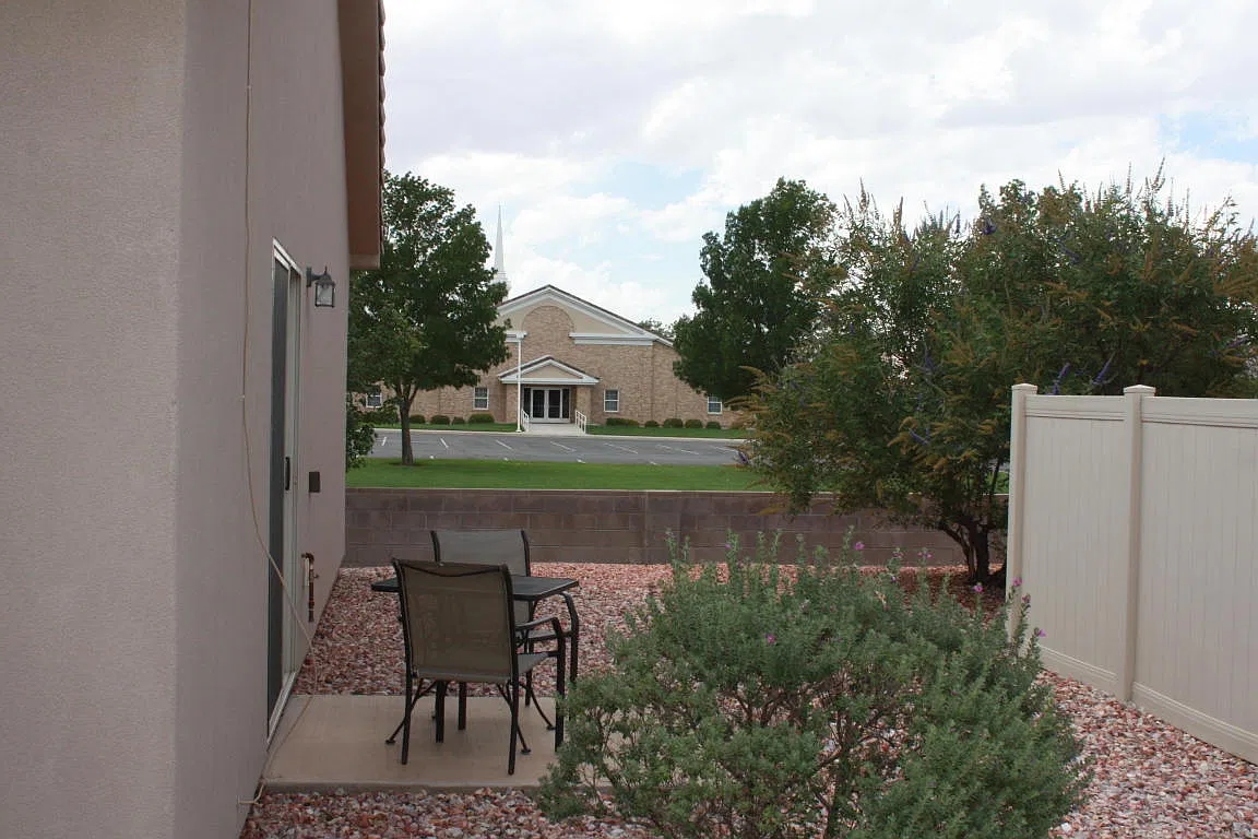 3 bed, 1559 sqft, $1,850 — Photo 2