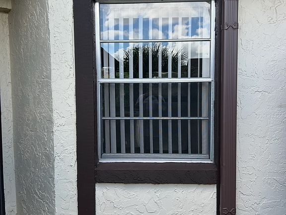 3rd image of 10012 Bynum Ct