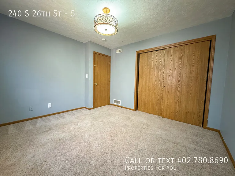 240 S 26th St #5 — Photo 12