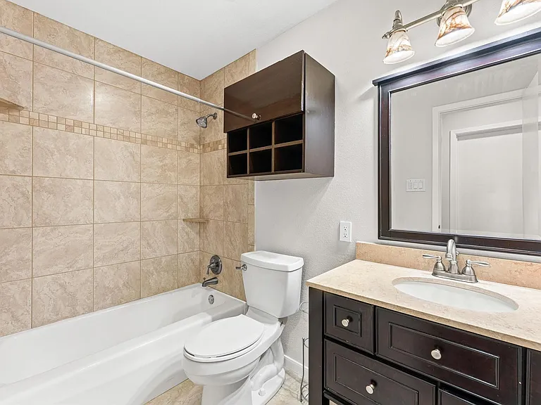 2562 Kevin Ln — Photo 15