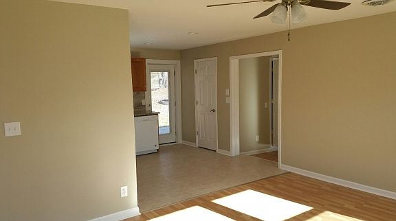 4th image of 5 Sleepy Hollow Ln