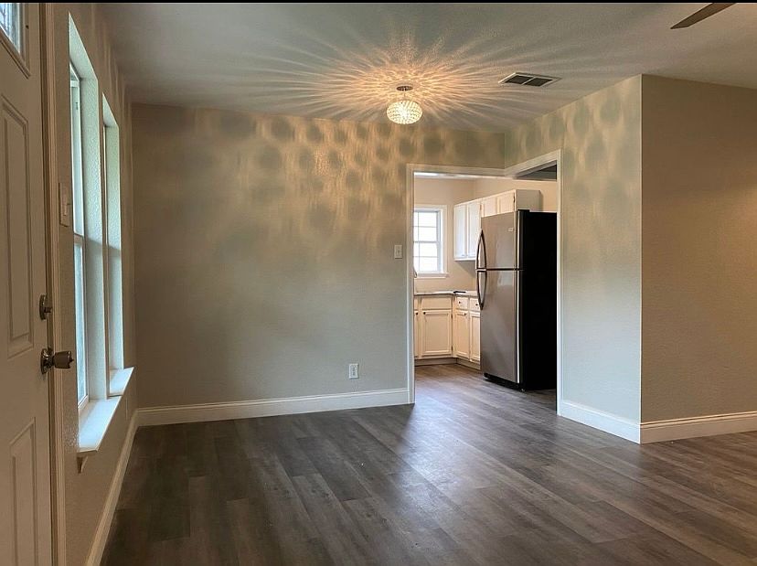 1st image of 906 Estelle Ave #A