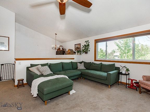 3rd image of 706 W Park Ave