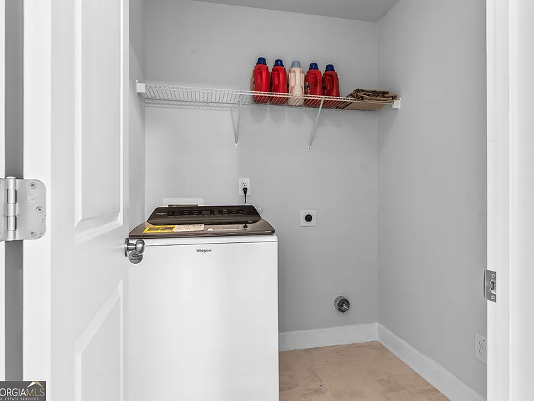 5467 Fountain Head Ln — Photo 30