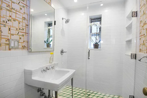 Sold by Brooklyn Bridge | media 23