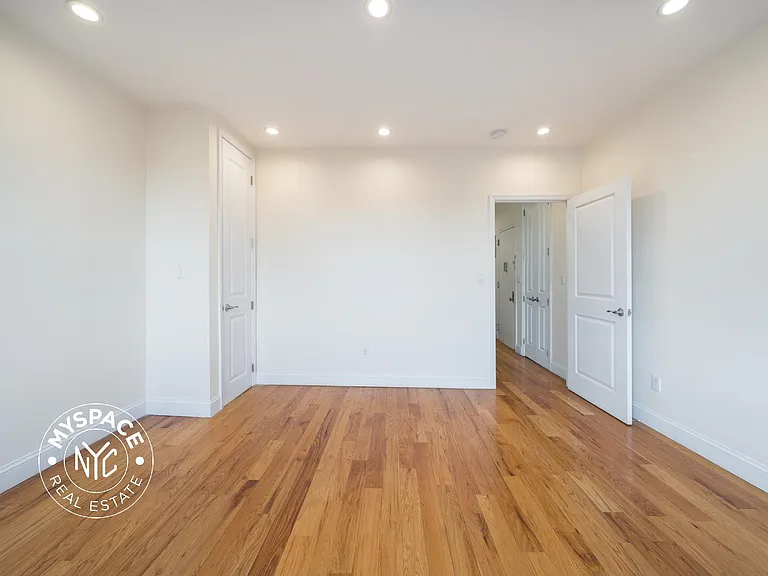641 Saint Marks Ave #2I — Photo 4