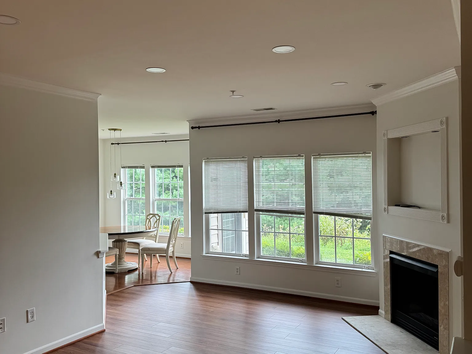 2 bed, 1574 sqft, $3,200 — Photo 4
