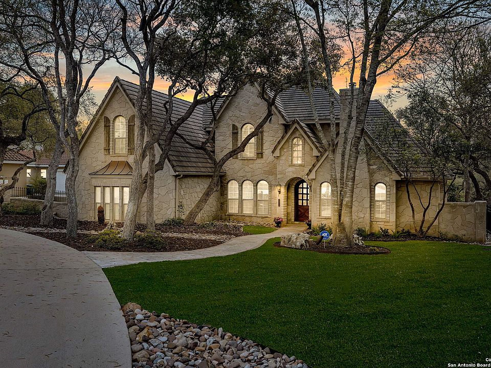 1st image of 25216 Wentworth Way