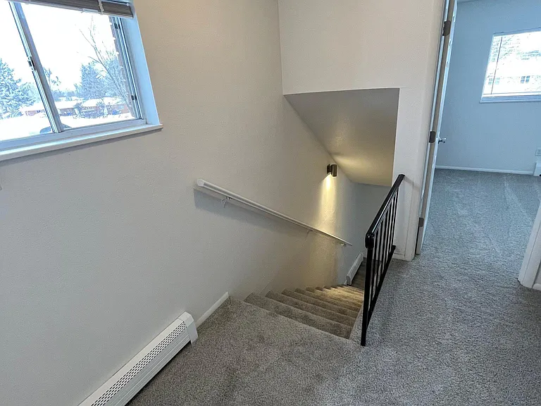 3520 Sheridan Ave — Photo 39