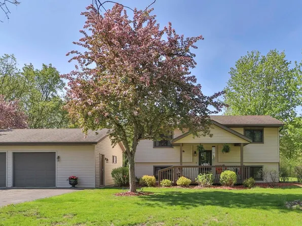1350 Scenic Dr NW, Sauk Rapids, MN 56379