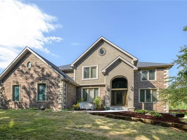 22119 171st St, Basehor, KS 66007