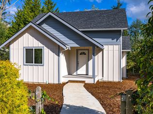1190 Hughes Ave, Blaine, WA