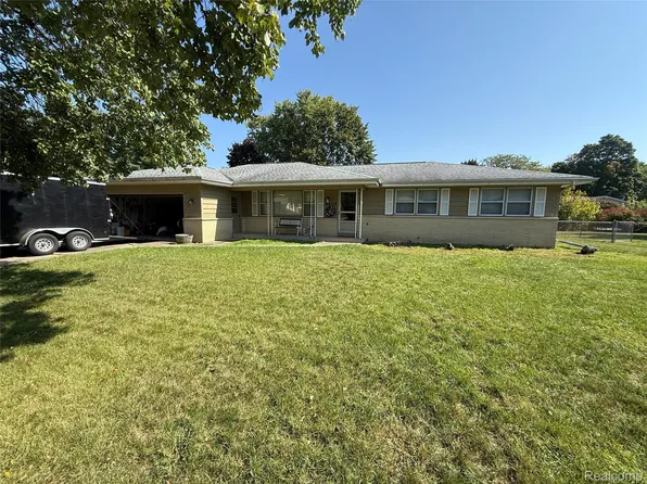 6605 Rothbury St, Portage, MI 49024