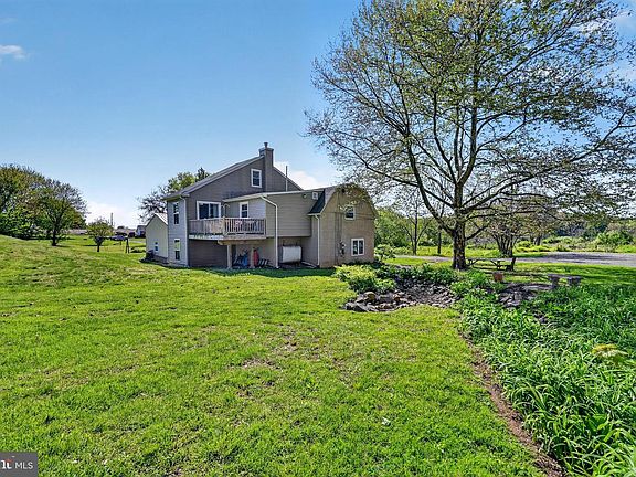 2nd image of 59 Quaker Rd