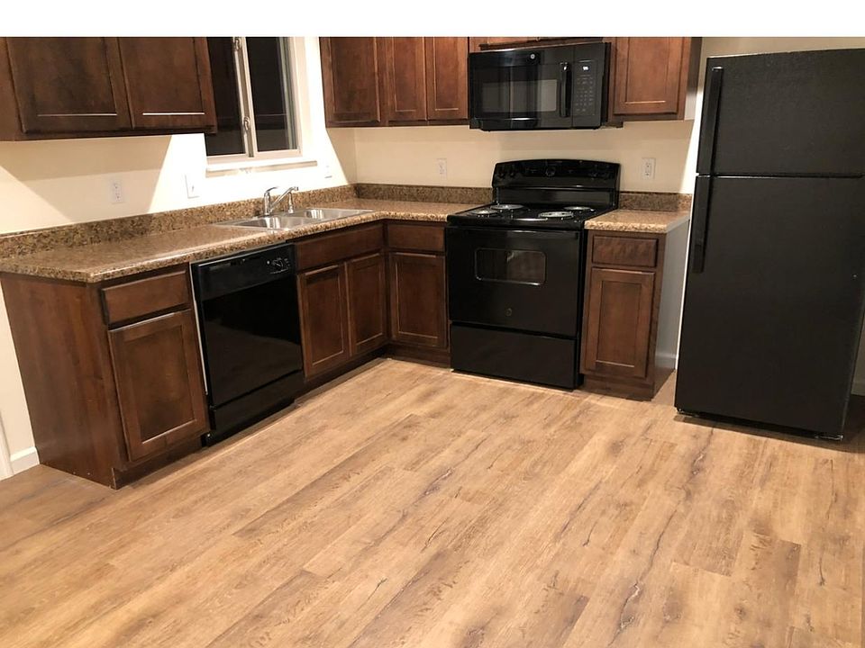 this is the color scheme of unit 564 kitchen
