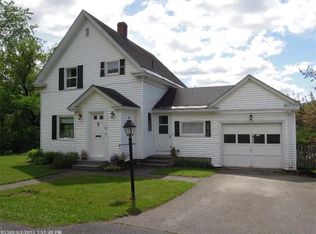 58 Oak St, Presque Isle, ME 04769