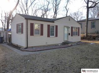 716 N 77th Ave, Omaha, NE 68114