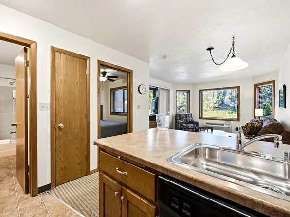 7741 State Highway 42 Unit 106, Egg Harbor, WI 54209