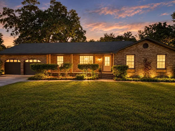 742 Leafwood Rd, Charleston, SC 29412