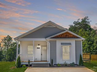 105 Bellamy Rd, Asheville, NC 28806