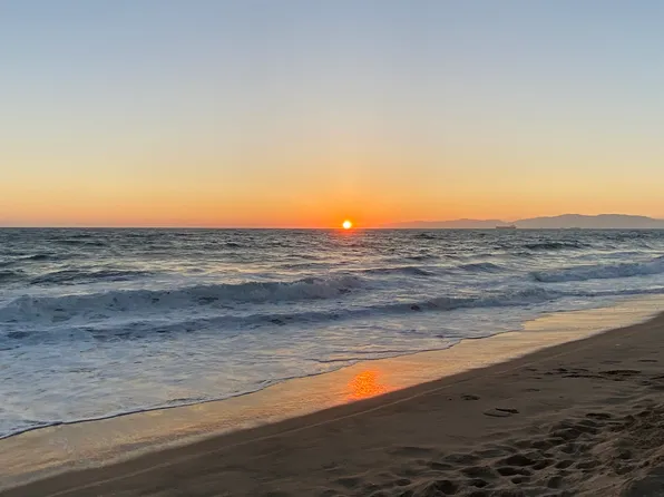 224 Seaview St, Manhattan Beach, CA 90266