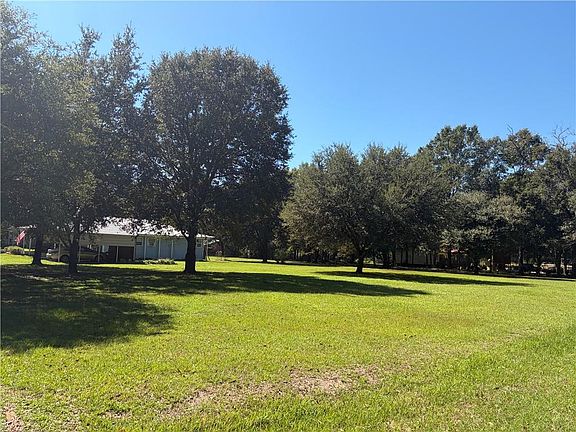 3rd image of 12700 Creel Rd