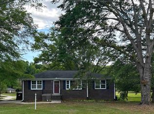 3829 N Highway 101, Greer, SC 29651