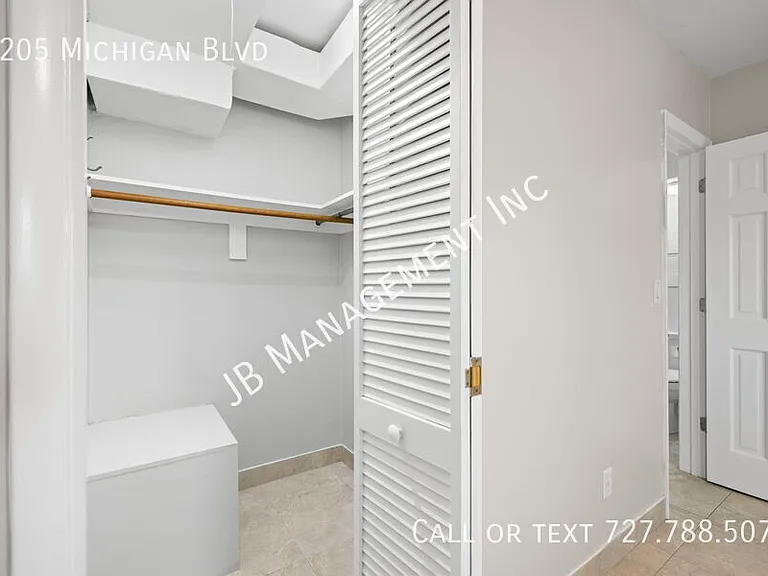 1205 Michigan Blvd — Photo 17