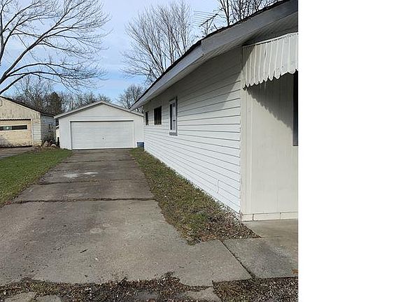 2nd image of 3244 Tod Ave NW