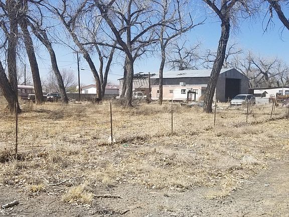 3rd image of 23 Road 5795