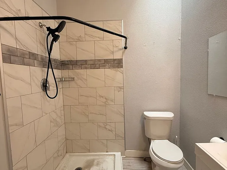 1767 S Broadway (9-Plex) — Photo 6
