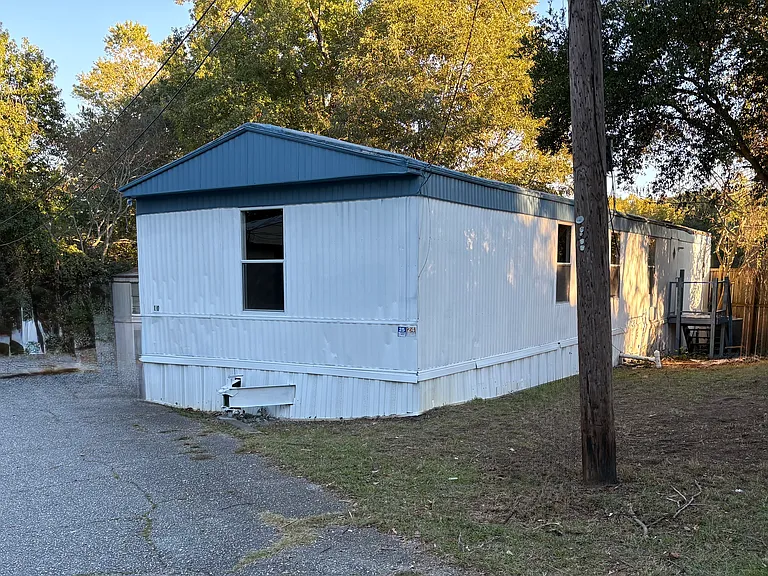 5730 Hodges Dr #10 — Photo 10