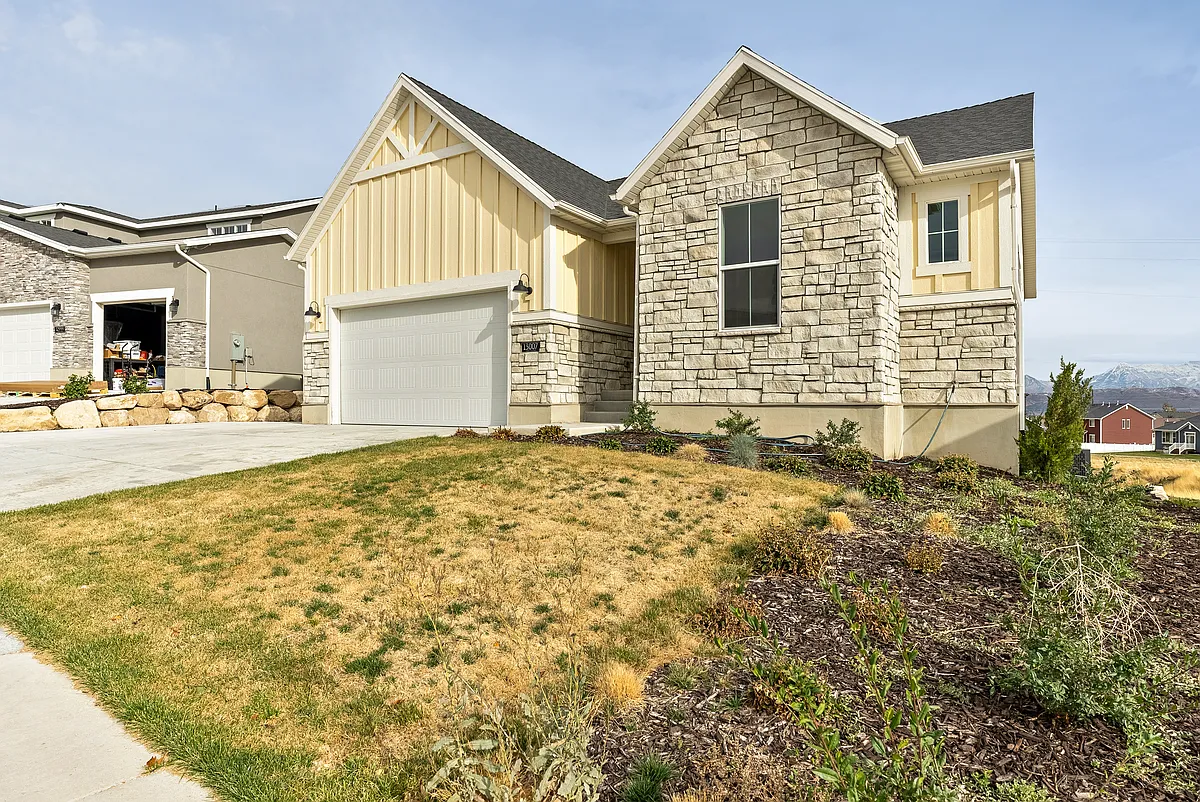 Building Photo - 13007 S Twisted Oak Dr