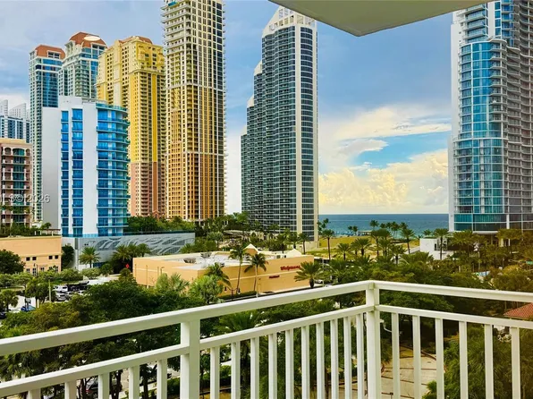 210 174th St APT 811, Sunny Isles Beach, FL 33160