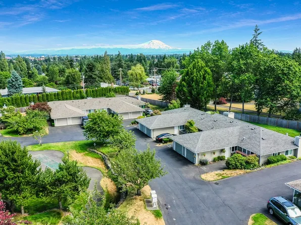 Village at The Pointe Apartments