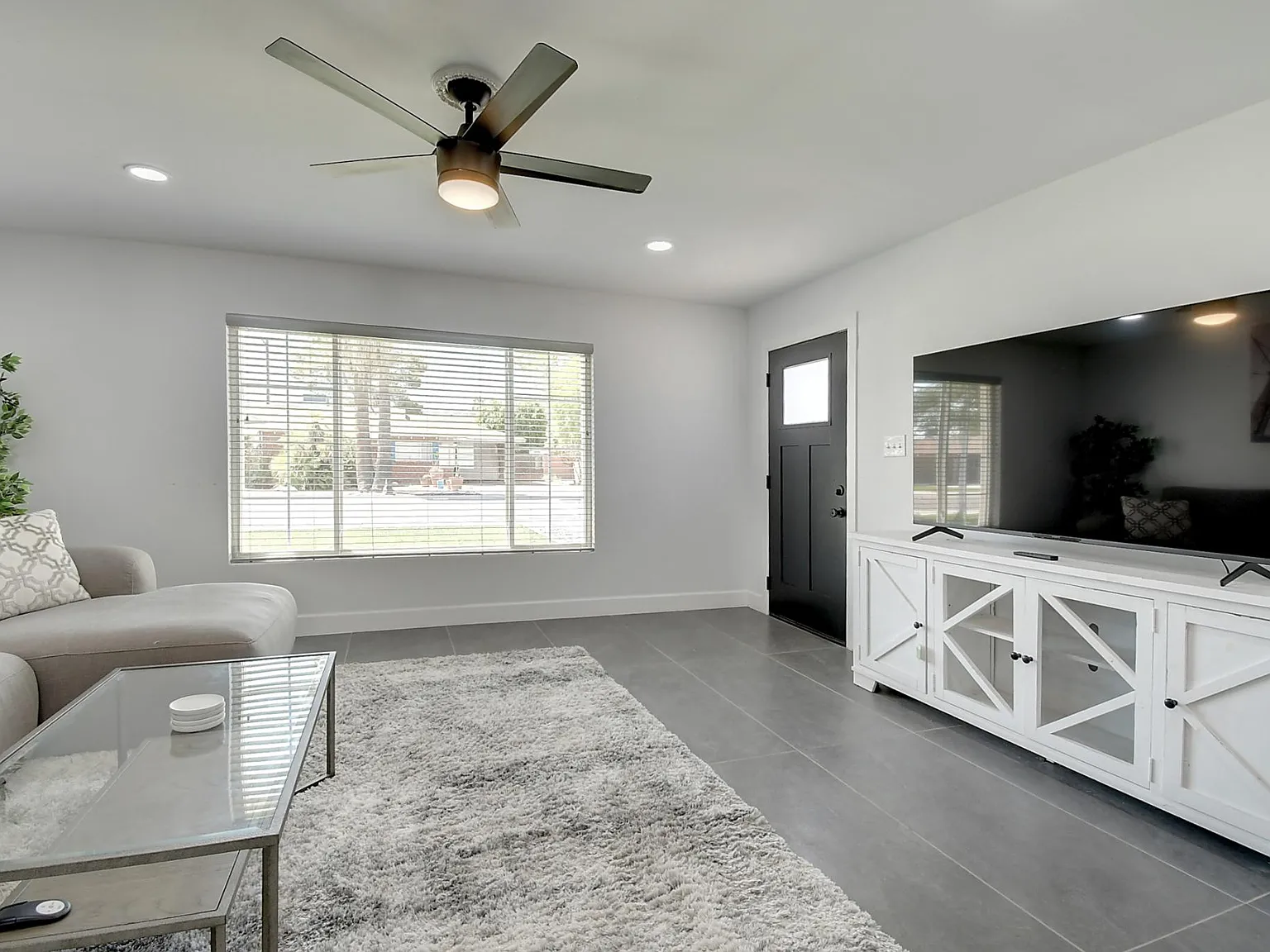 8240 E Monterosa St — Photo 4