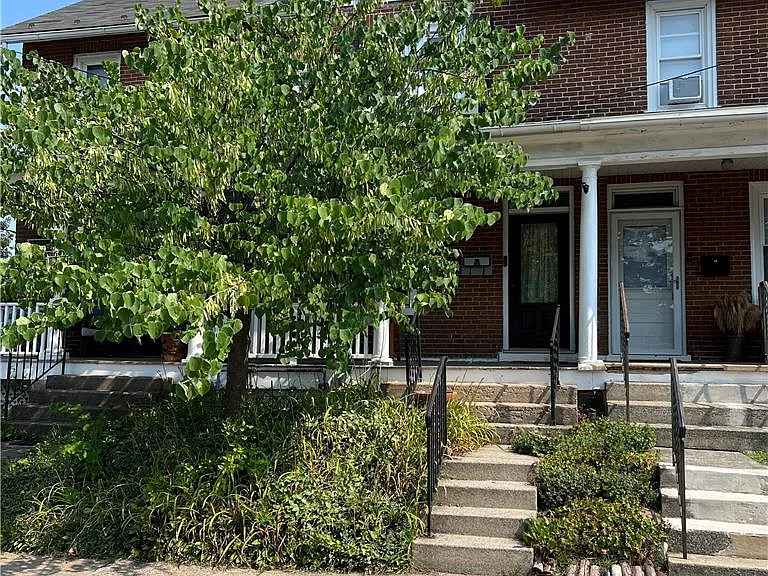 333 E Landis St — Photo 1