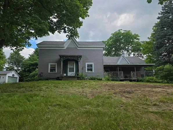 124 E High St, Metamora, MI 48455