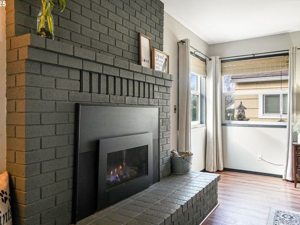 salem-oregon-53017115 picture