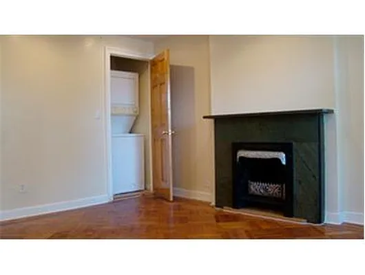 Rented by Douglas Elliman | media 37