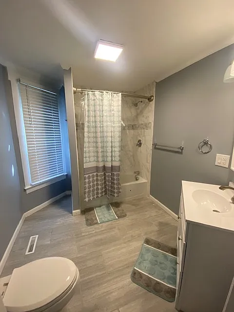 220 Bassett St - 1 — Photo 3