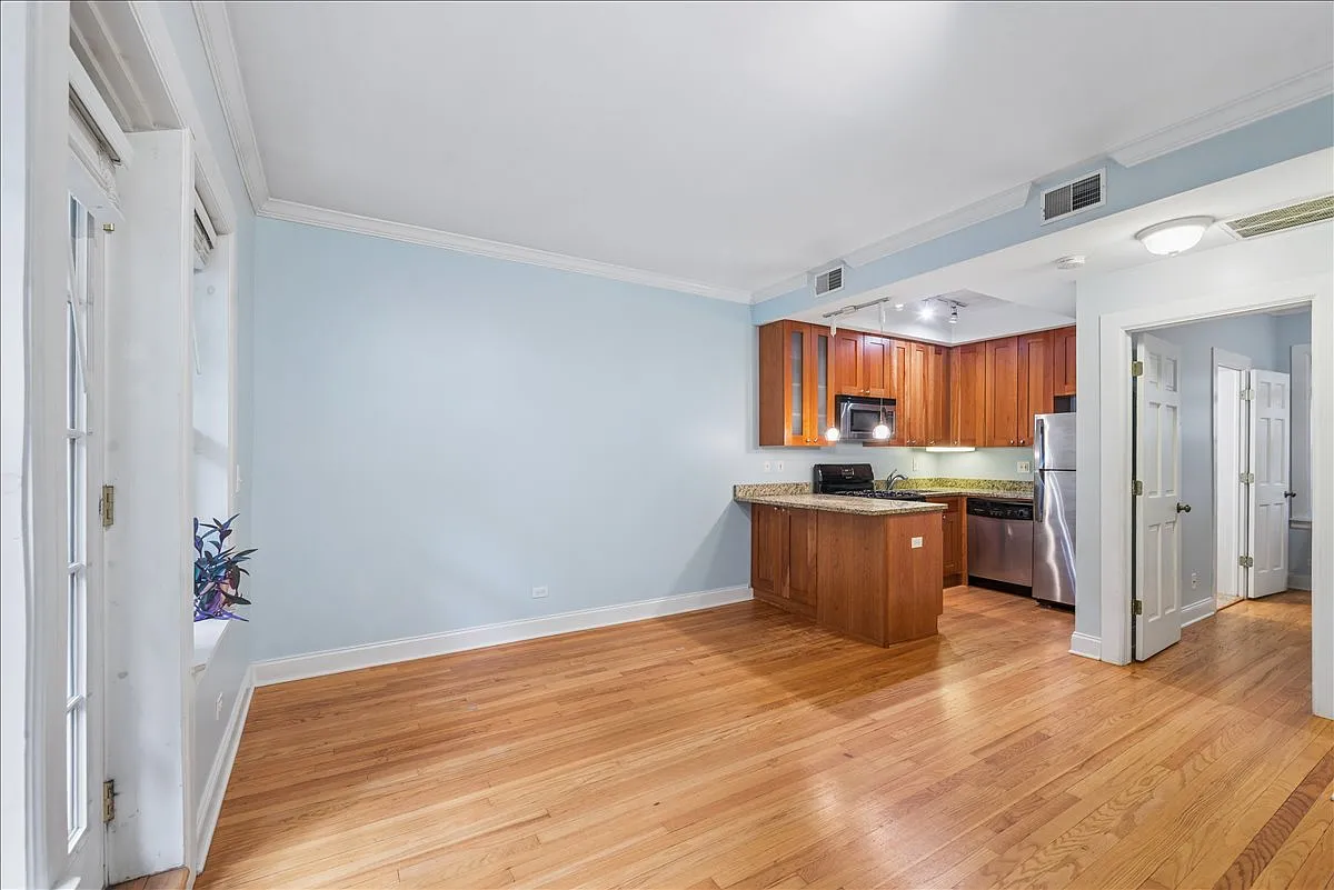 1 bed, 625 sqft, $2,300 — Photo 4