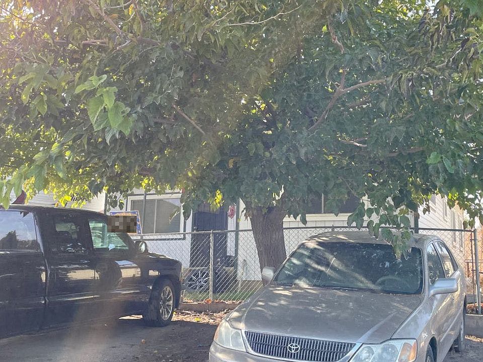 2nd image of 203 Fillmore St