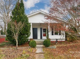 40 Jonestown Rd, Asheville, NC 28804