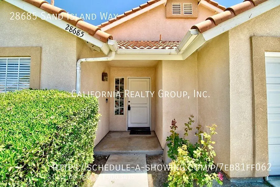 3 bed, 2.0 bath, 1110 sqft, $2,775 — Photo 4