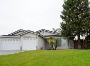 5116 Natchez Ln, Bakersfield, CA 93312