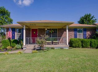 9101 Raintree Dr, Louisville, KY 40220